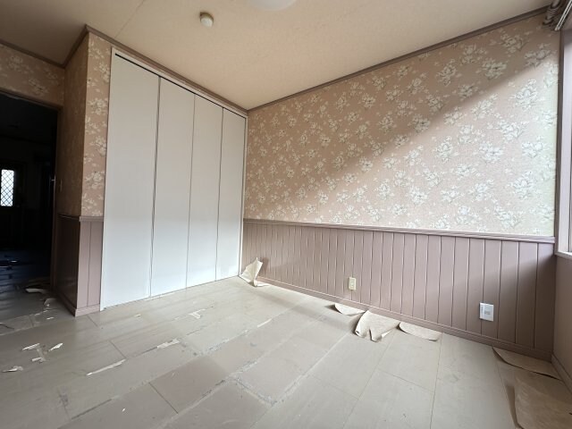 物件内観写真9　(※リフォーム前)