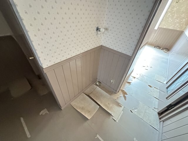 物件内観写真15　(※リフォーム前)