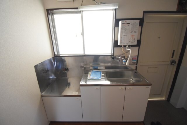 物件内観写真5　(※別室参考写真)