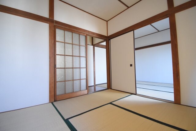 物件内観写真9　(※別室参考写真)