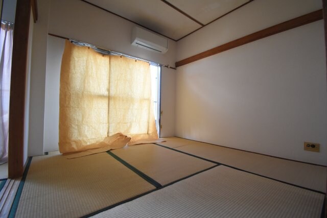 物件内観写真12　(※別室参考写真)