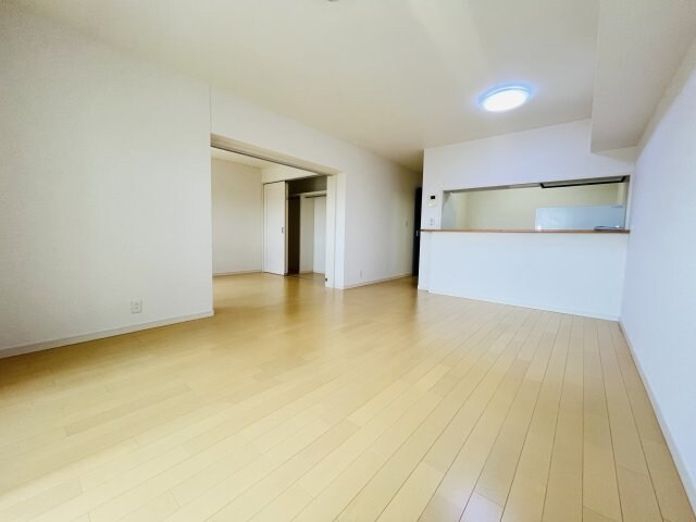 物件内観写真6　(別室参考反転部屋)