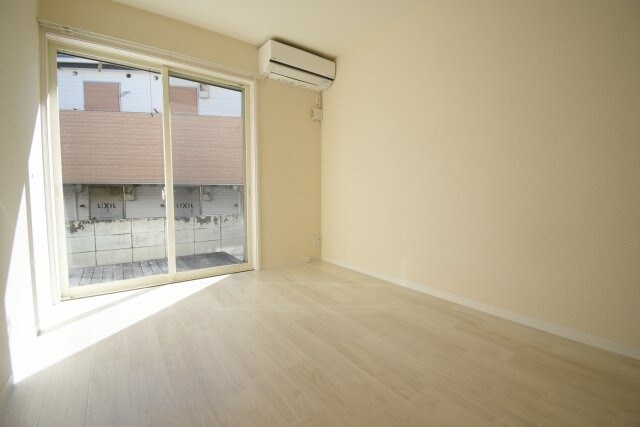 物件内観写真4　(※別部屋参考画像です。)