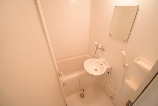 物件内観写真5　(※別部屋参考画像です。)