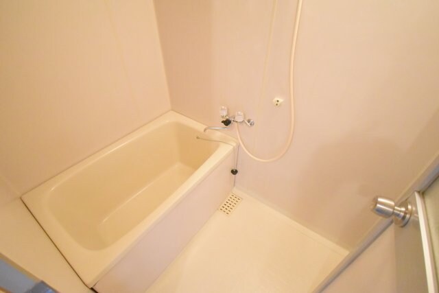 物件内観写真8　(同物件別部屋参考写真です。)