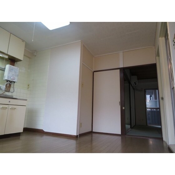 物件内観写真5　(ダイニングキッチン)