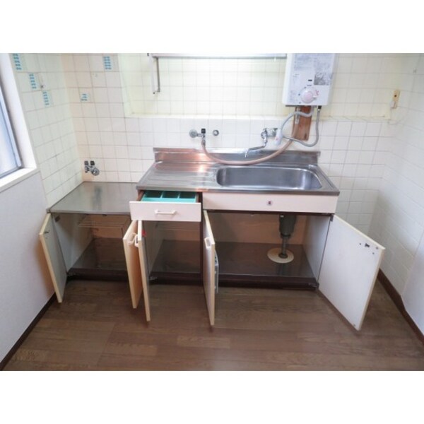 キッチン(キッチン下収納)