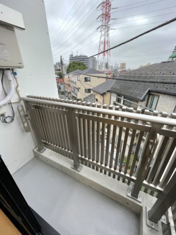 バルコニー(落ち着いた時間を過ごせるバルコニーです)