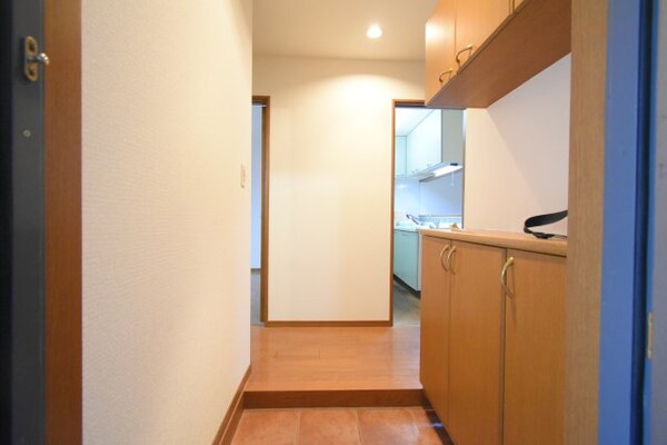 玄関(別部屋参考写真)
