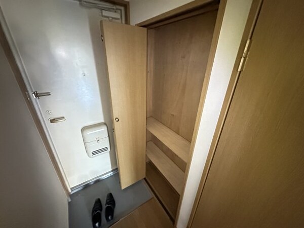 収納(※別室参考写真)