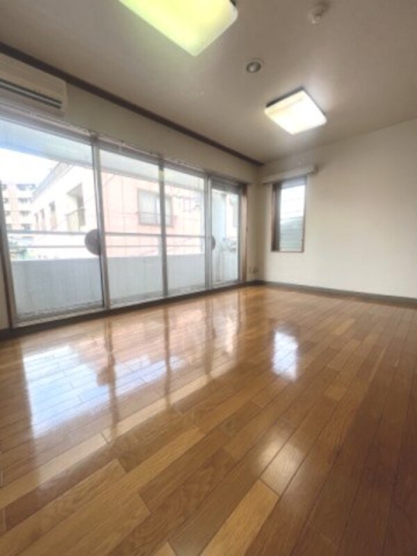 居室(※他の室内写真です)