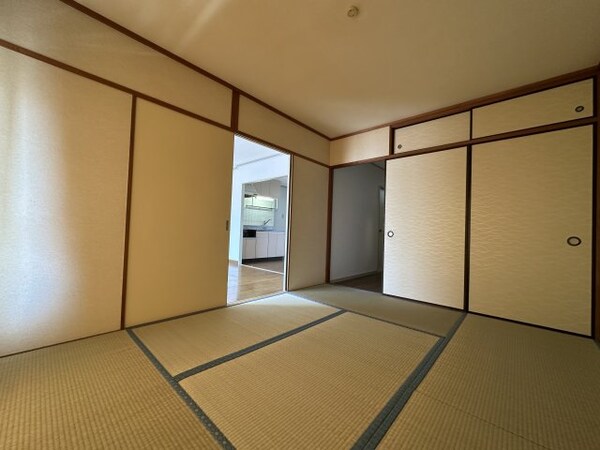 和室(※クリーニング前)