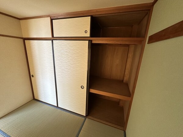 収納(※クリーニング前)