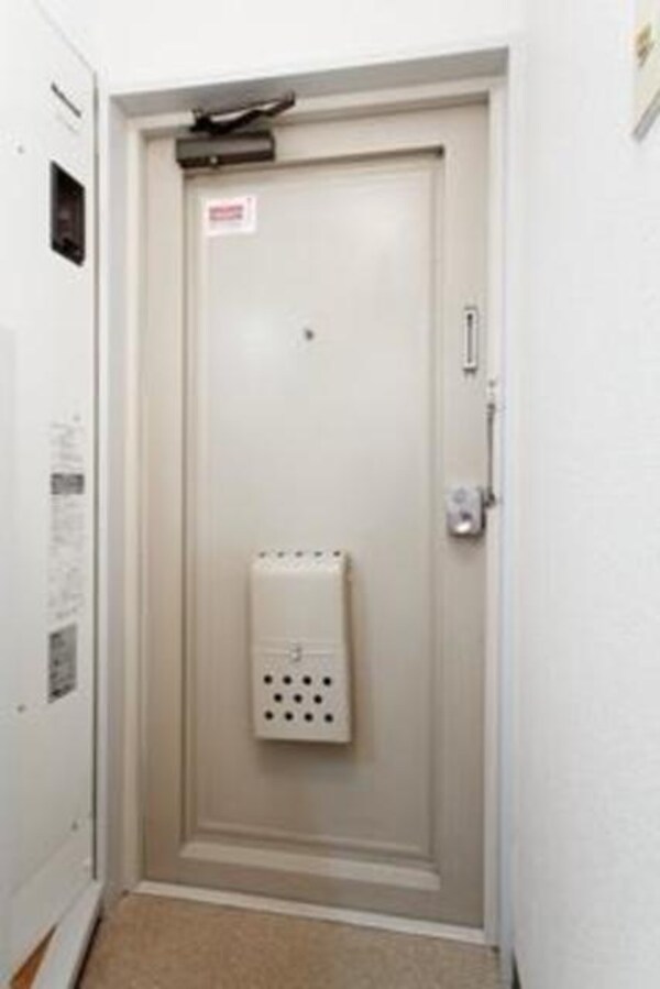 玄関(※写真は同タイプ住戸です。)
