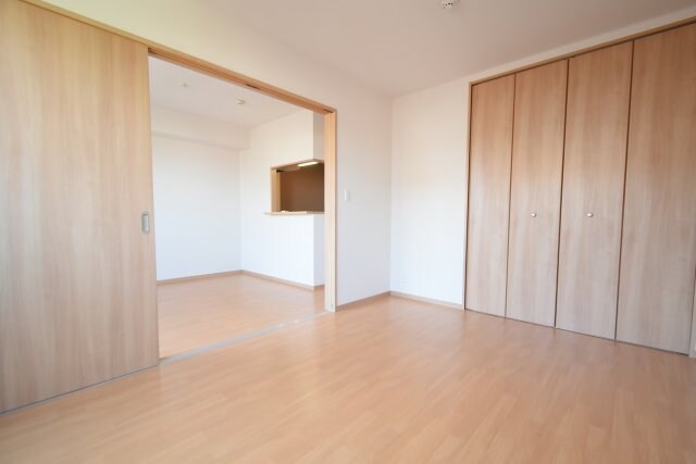 物件内観写真3　(＊別部屋参考写真)