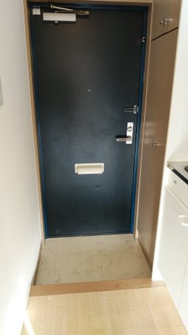 玄関(収納もある玄関です)