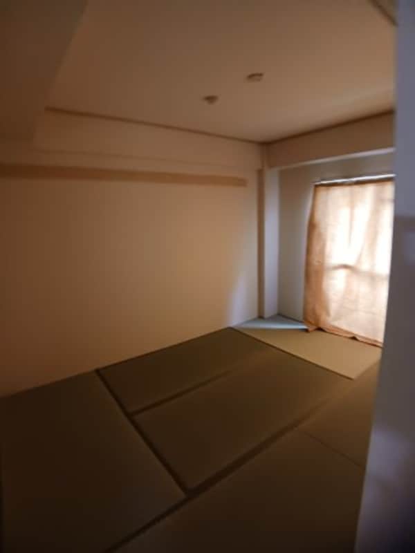 和室(明るい和室です)