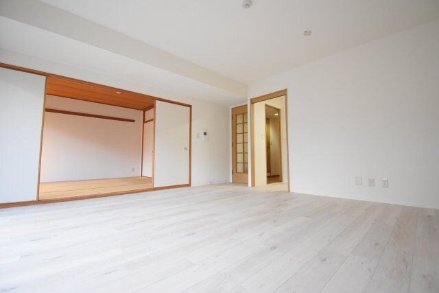 物件内観写真8　(※別部屋参考画像です。)