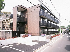 レオパレスカサデルソルⅢ外観写真