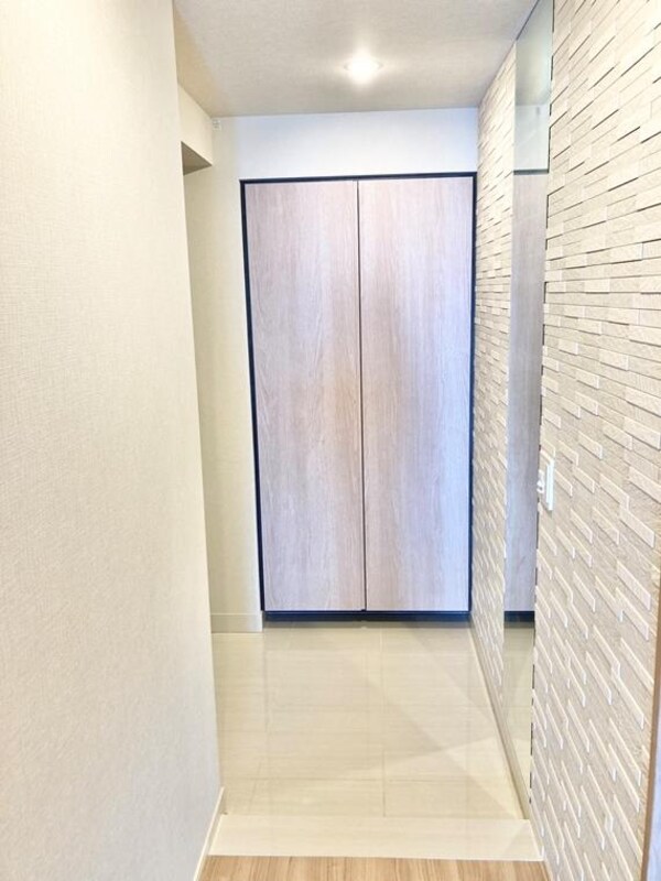 玄関(収納もある玄関です)