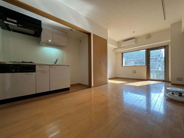 物件内観写真3　(※別室参考写真)