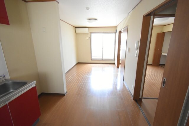 物件内観写真5　(※別部屋参考画像です。)