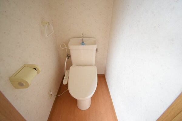 トイレ(別部屋参考写真)