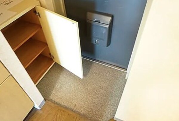 玄関(※別室参考写真)