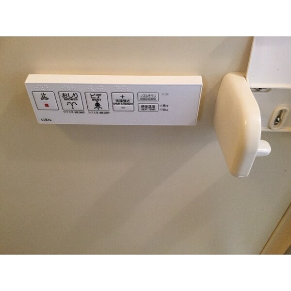 トイレ(コンパクトで使いやすいトイレです)