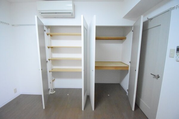収納(同物件別部屋参考写真です。)