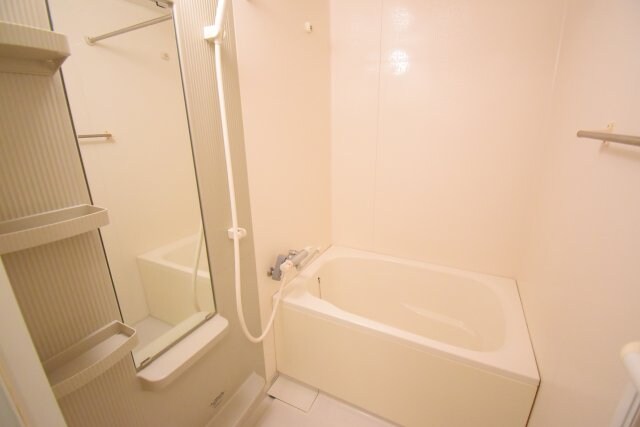 物件内観写真4　(※別部屋参考画像です。)