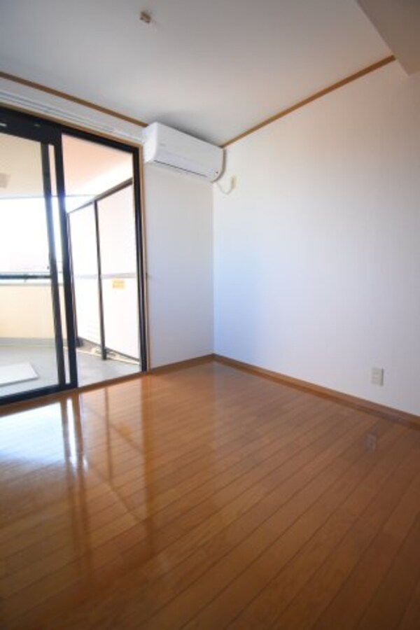 居室(※他の室内写真になります)