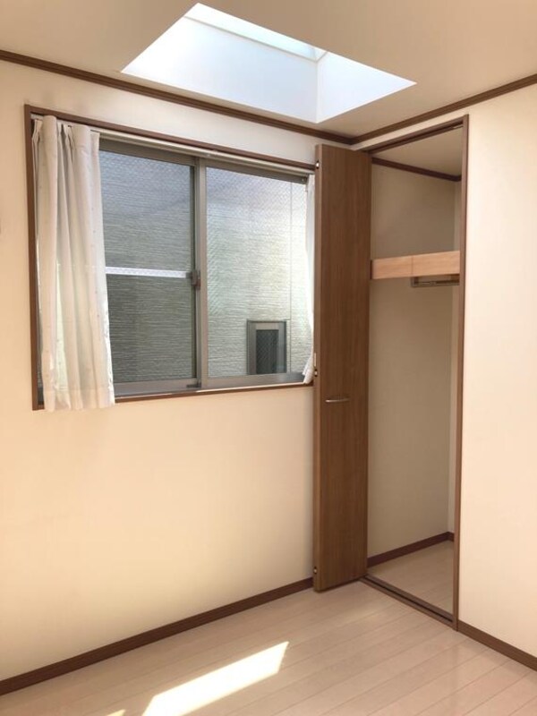 収納(こまごまとしたものを収納できそうですね)