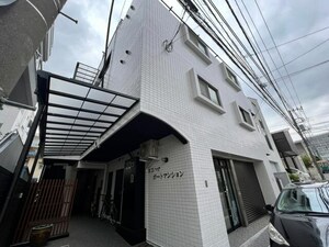 ヨコハマポートマンション外観写真