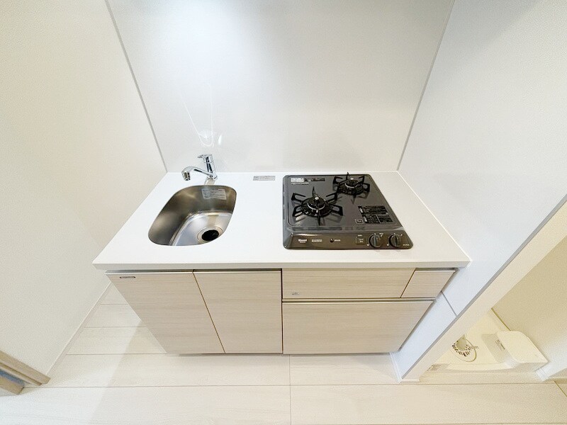 物件内観写真6　(内装は落ち着いています)