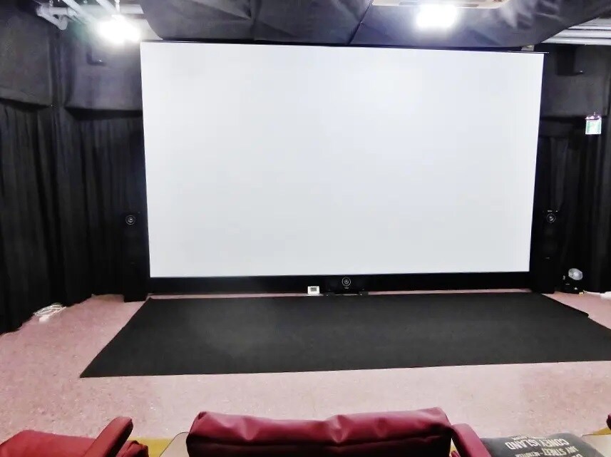 物件内観写真12　(日本でここだけしかない　貸切200インチシアタールームの贅沢)