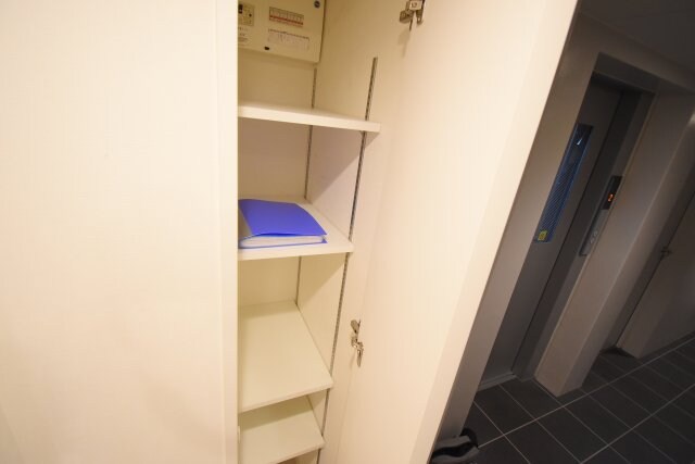 物件内観写真11　(別号室参考写真)