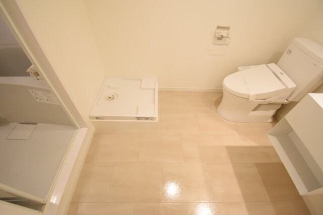 物件内観写真12　(別号室参考写真)