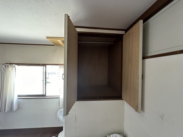 収納(※クリーニング前)
