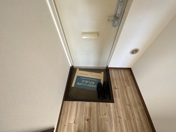 玄関(※別室参考写真)