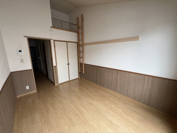 内装他(※別室参考写真)