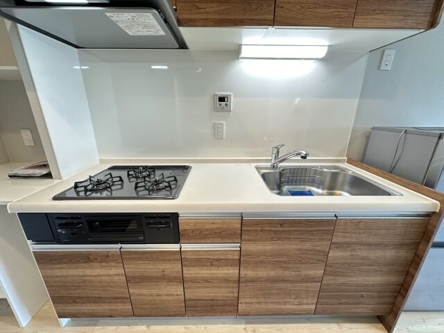 物件内観写真3　(お料理しやすいキッチンです)