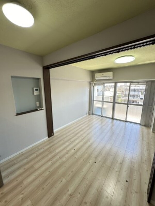 寝室(使い勝手のいい寝室です)