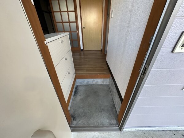 玄関(※別室参考写真)