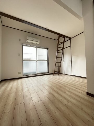 物件内観写真4　(※別部屋参考画像です。)