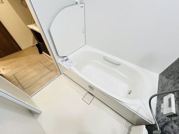 浴室(★浴槽保温機能付きの省エネ給湯風呂♪追い焚きや浴室乾燥機、オ)