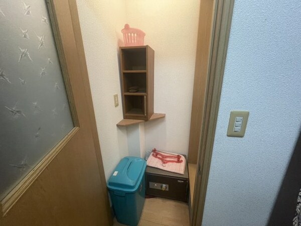 内装他