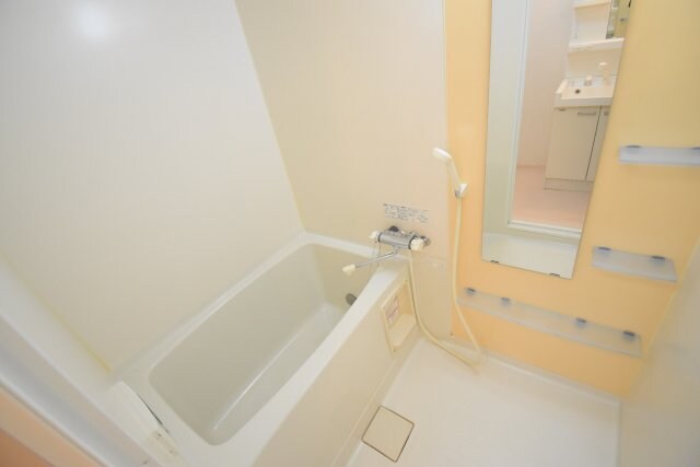 物件内観写真14　(他号室写真)