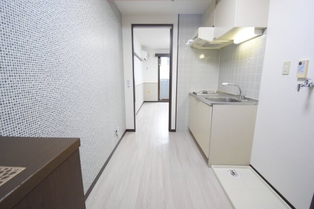 物件内観写真4　(別室写真)