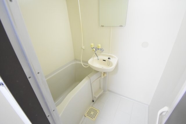 物件内観写真8　(別室写真)